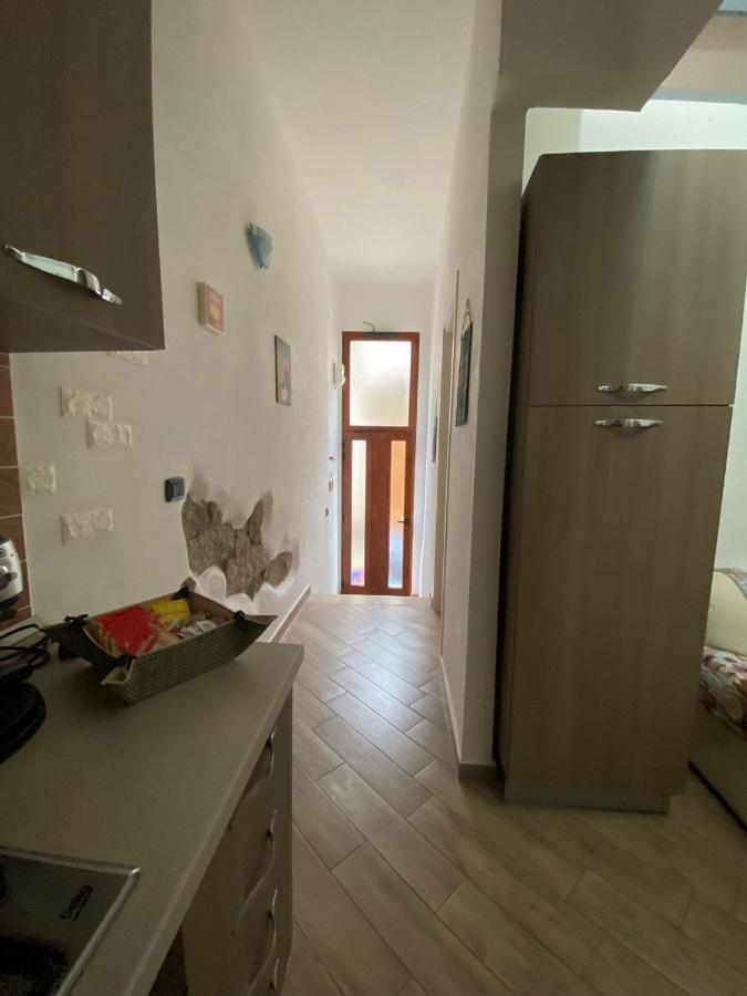 La Casa Di Sara Apartment Nuoro  Phòng bức ảnh